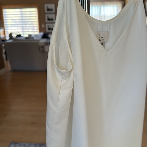A New Day Cream Tank - Picture 3 of 4